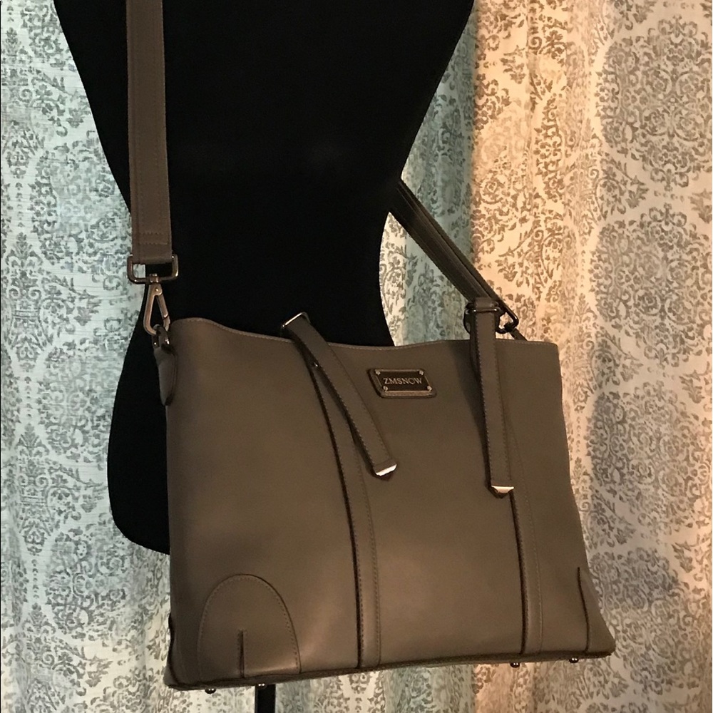 👩‍💻Woman’s Laptop Tote NWOT